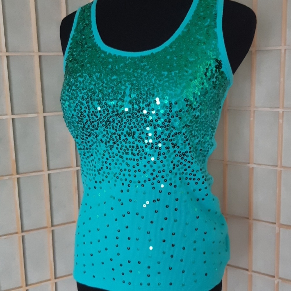 Green sequined tank top mermaid special - Picture 2 of 6